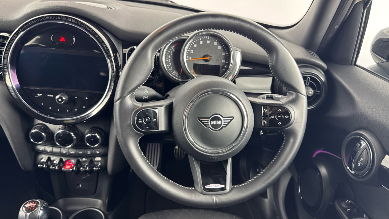 MINI Hatchback 1.5 Cooper Sport 5dr Auto Petrol Hatchback